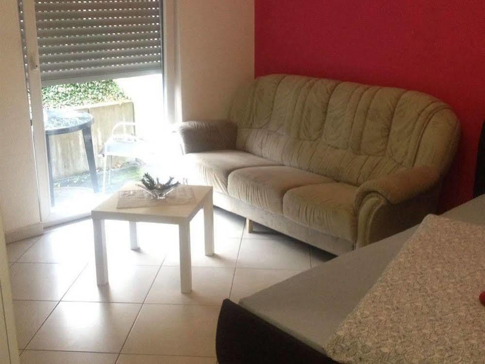 Ferienwohnung Kierpacz Monchengladbach Luaran gambar